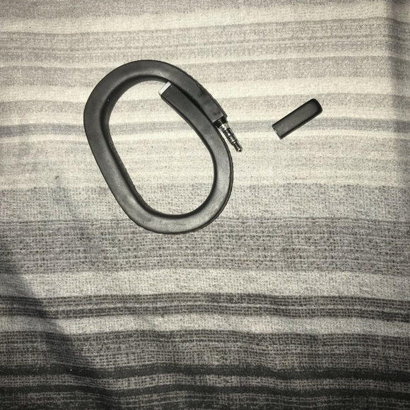 Jawbone - Picture 3 of 3